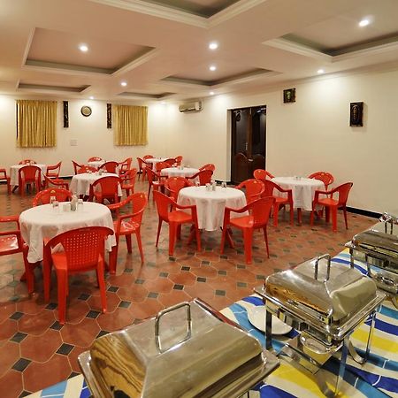 Royal Club Chennai Ngoại thất bức ảnh